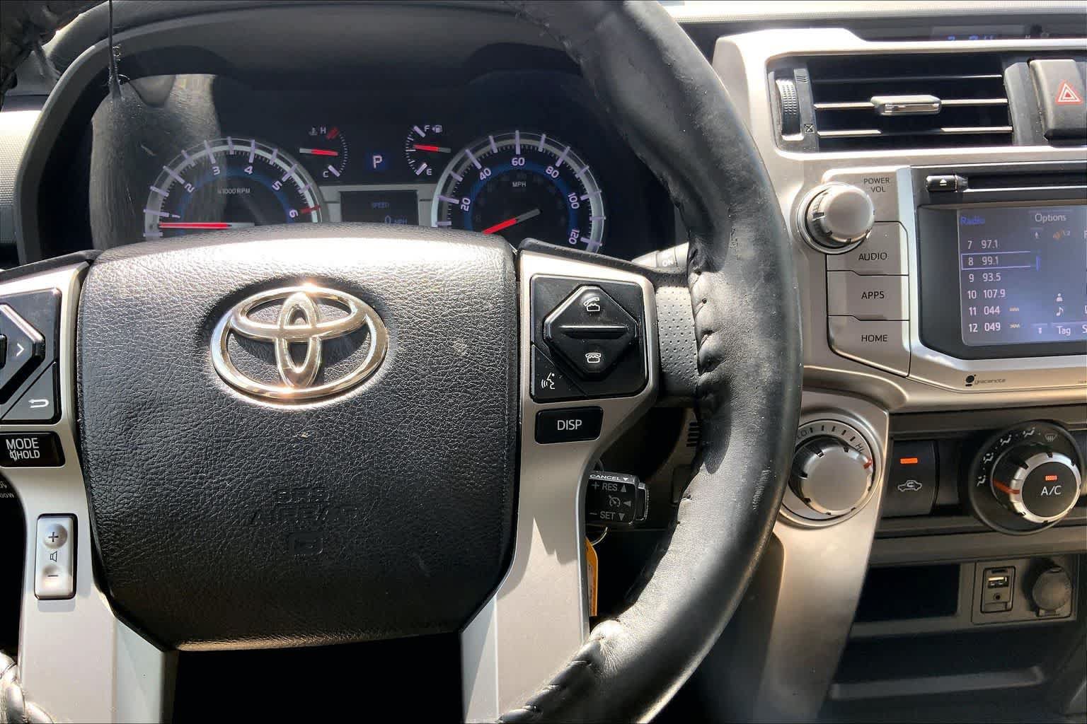 Used 2014 Toyota 4Runner SR5 RWD image 25