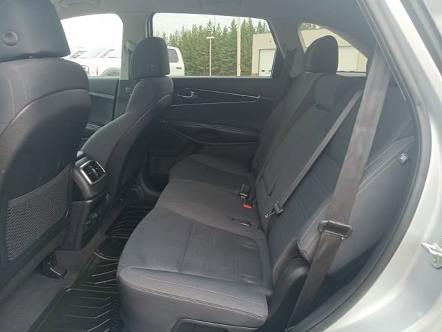 Used 2017 Kia Sorento AWD image 15