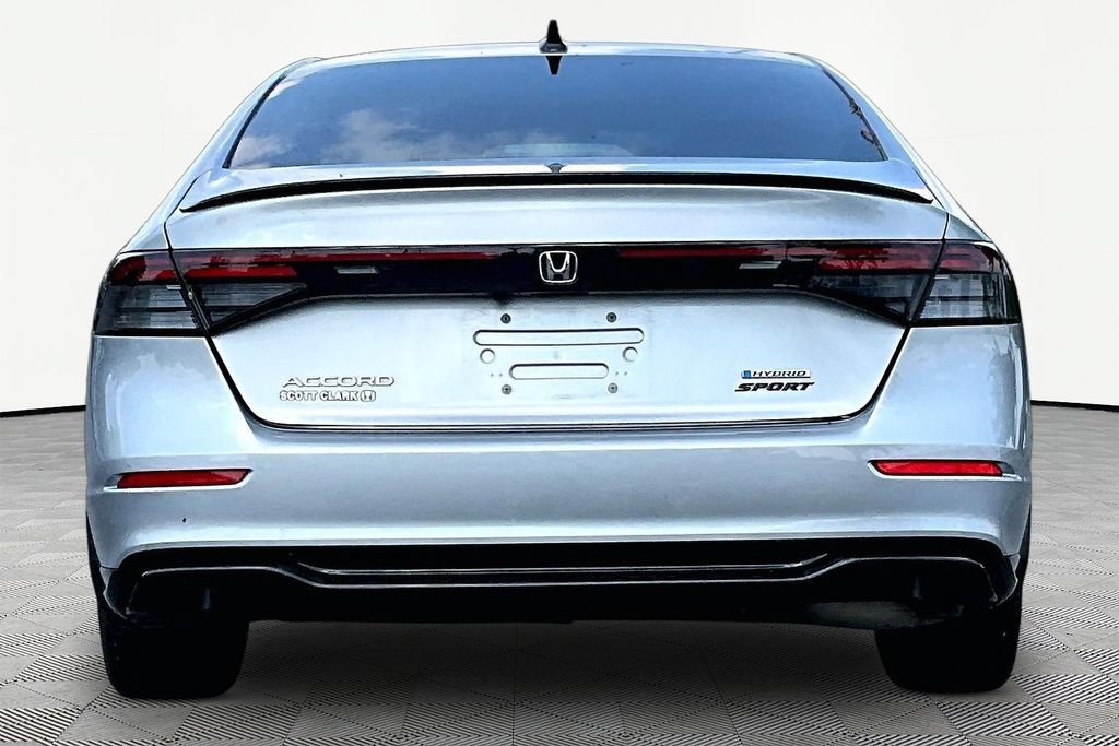 Used 2025 Honda Accord Sport image 6