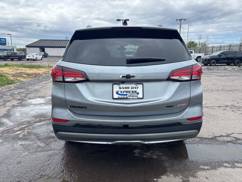 Used 2024 Chevrolet Equinox RS AWD/4WD image 6