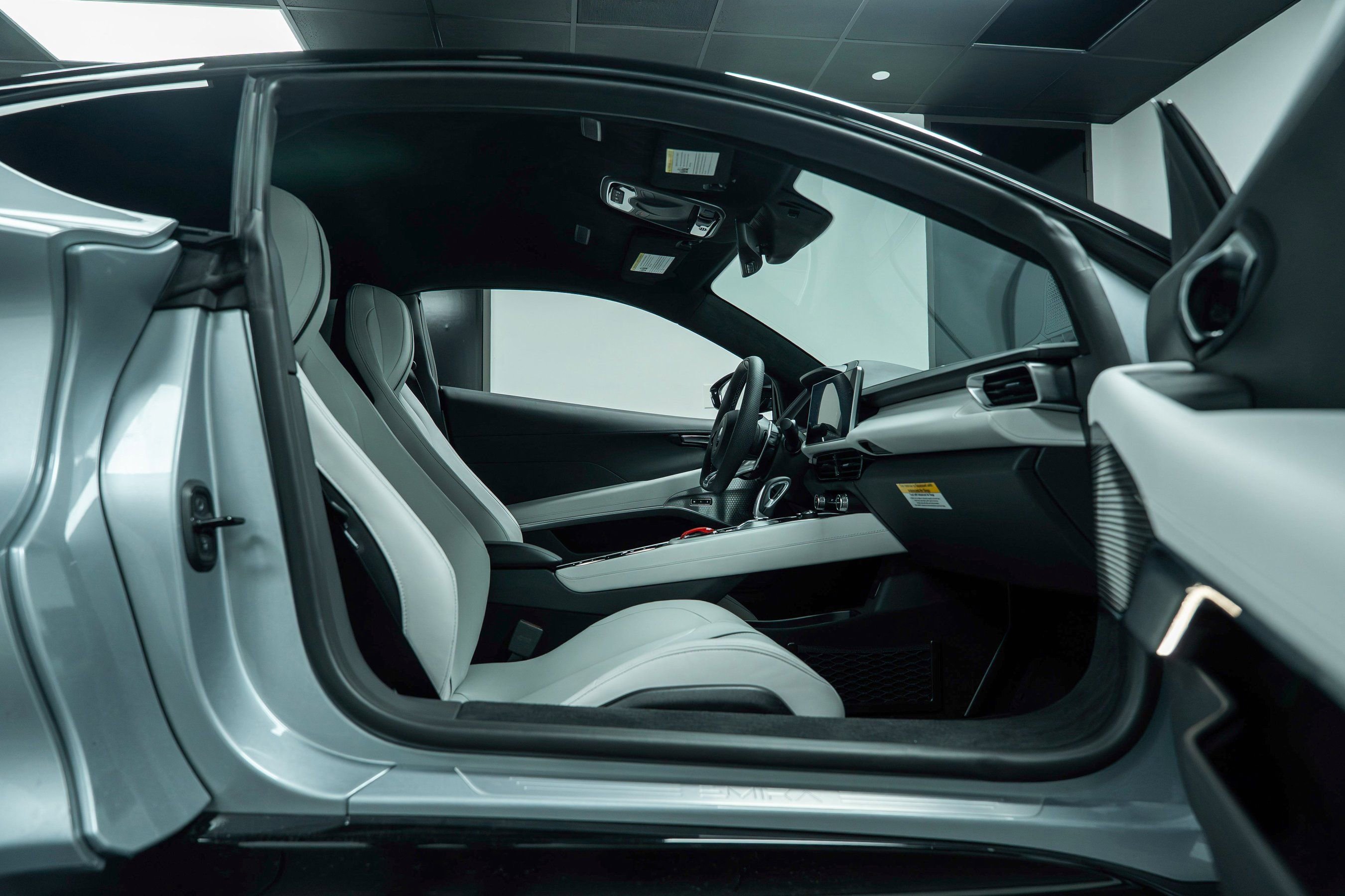 New 2026 Lotus Emira SE image 44