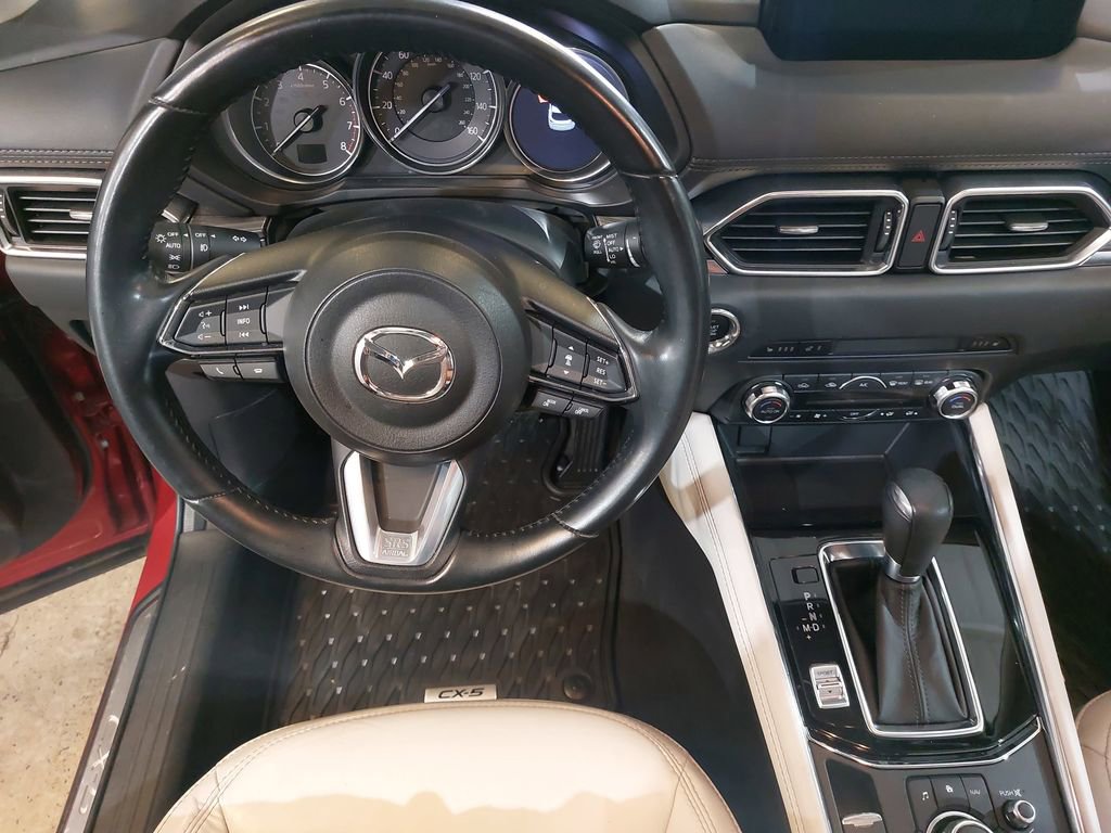 Used 2018 MAZDA CX-5 Grand Touring w/ Premium Package image 17