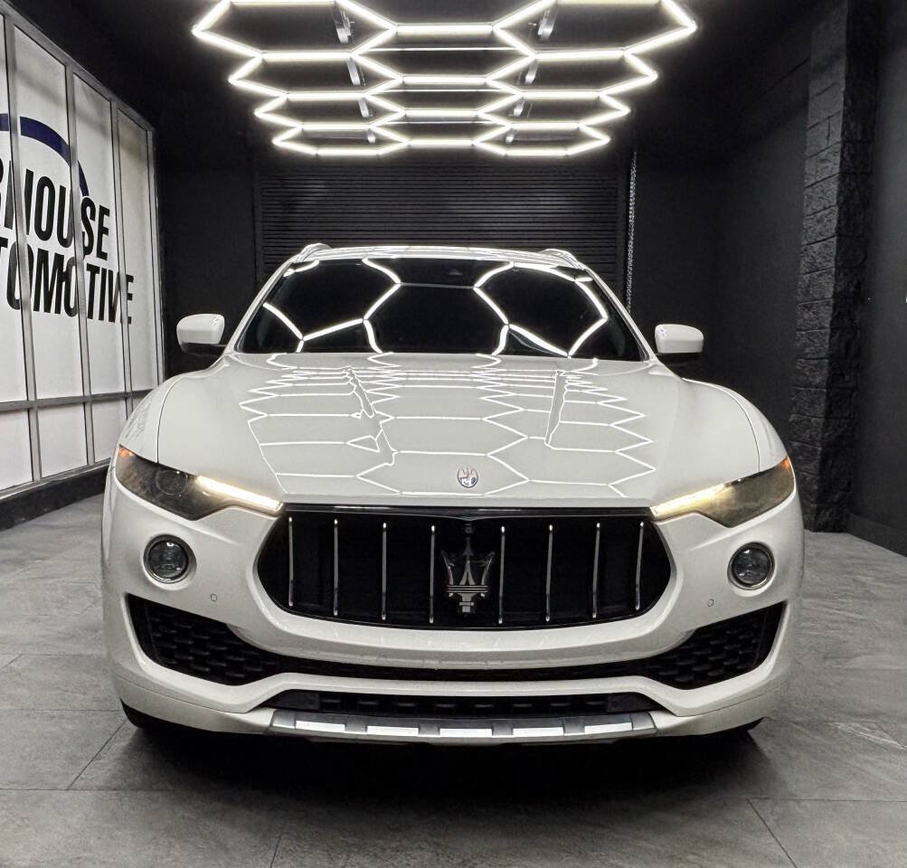 Used 2017 Maserati Levante w/ Luxury Package AWD/4WD image 14
