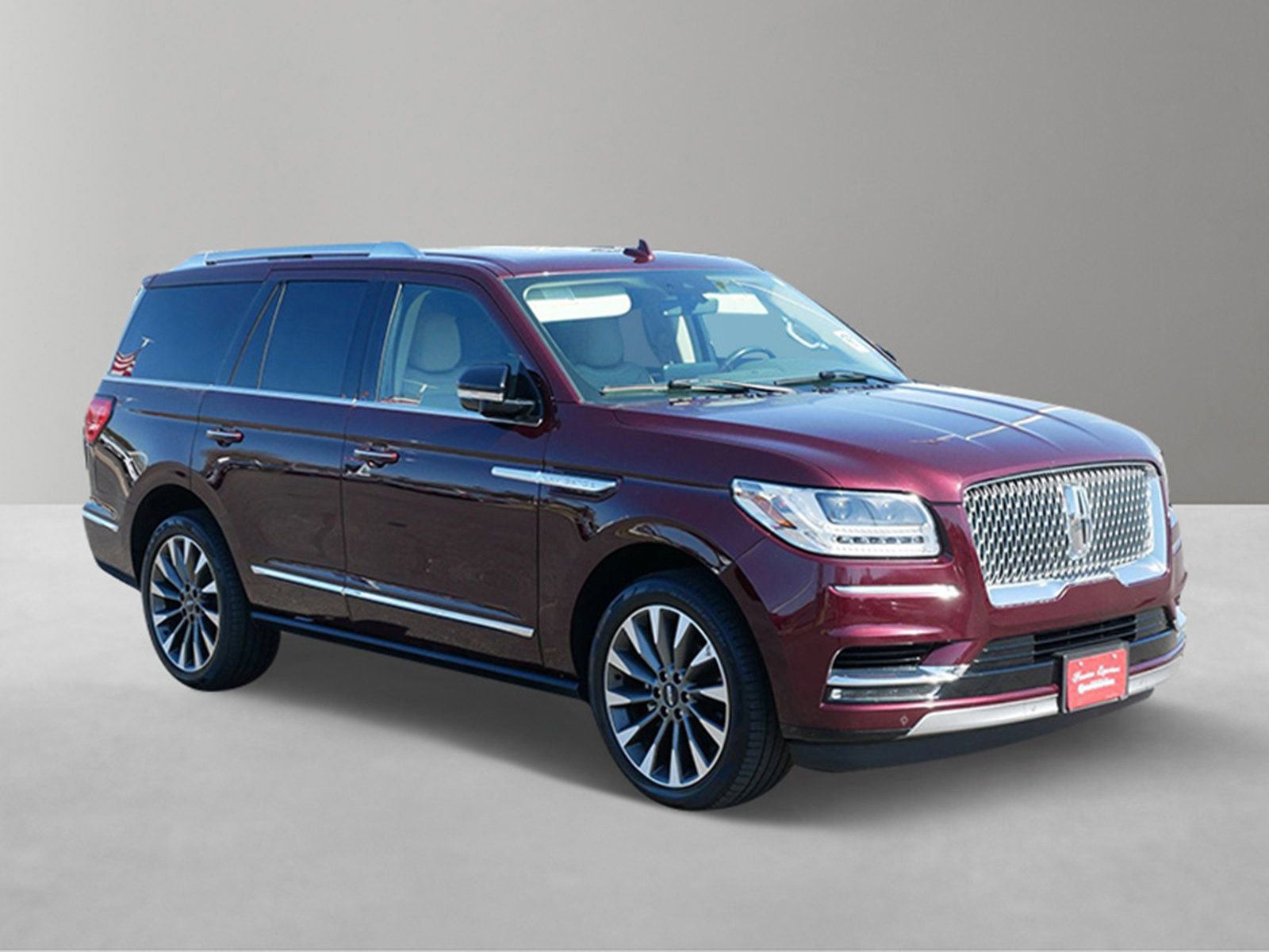 Used 2021 Lincoln Navigator Reserve AWD/4WD image 2