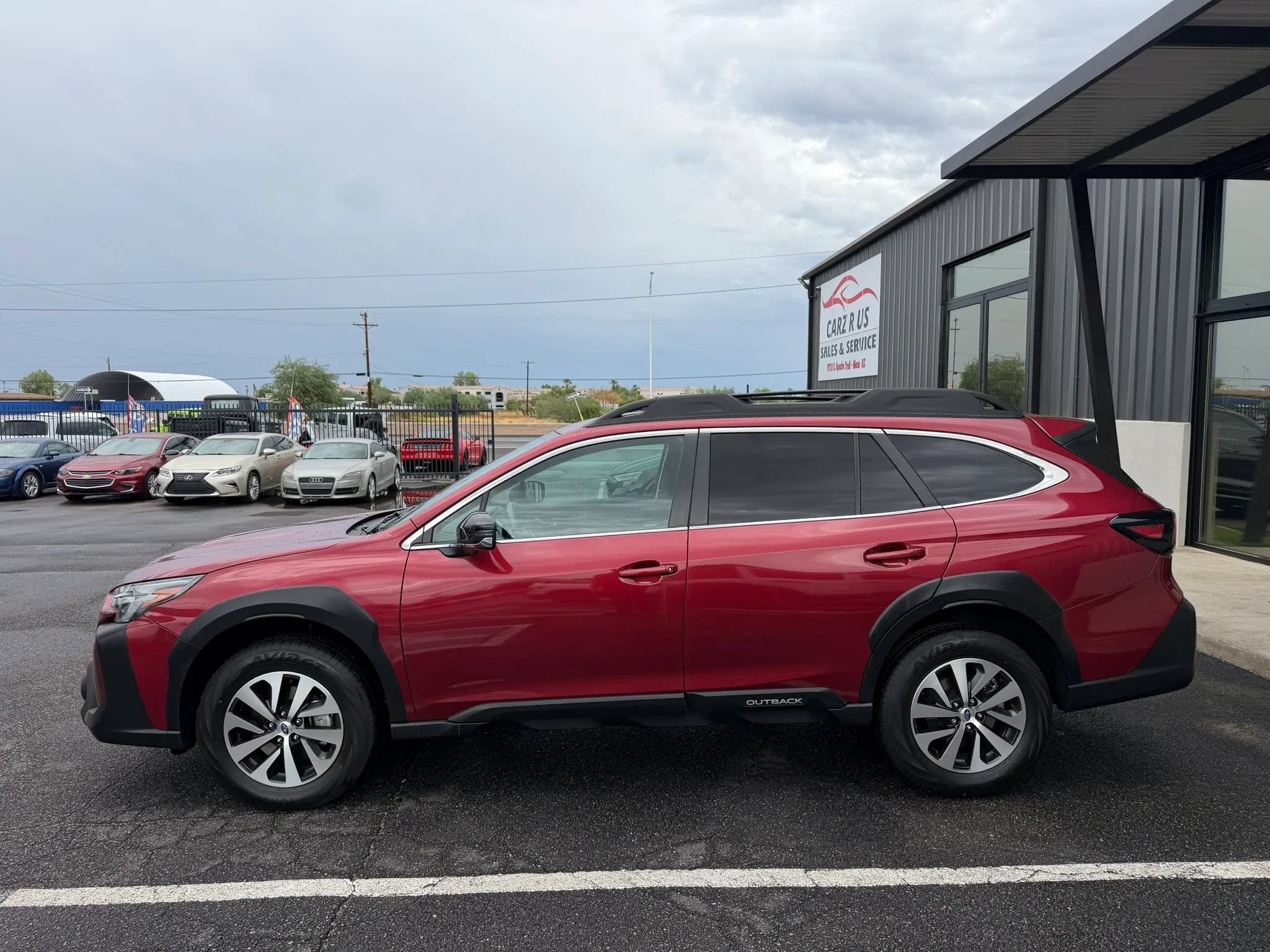 Used 2023 Subaru Outback Premium AWD/4WD image 4
