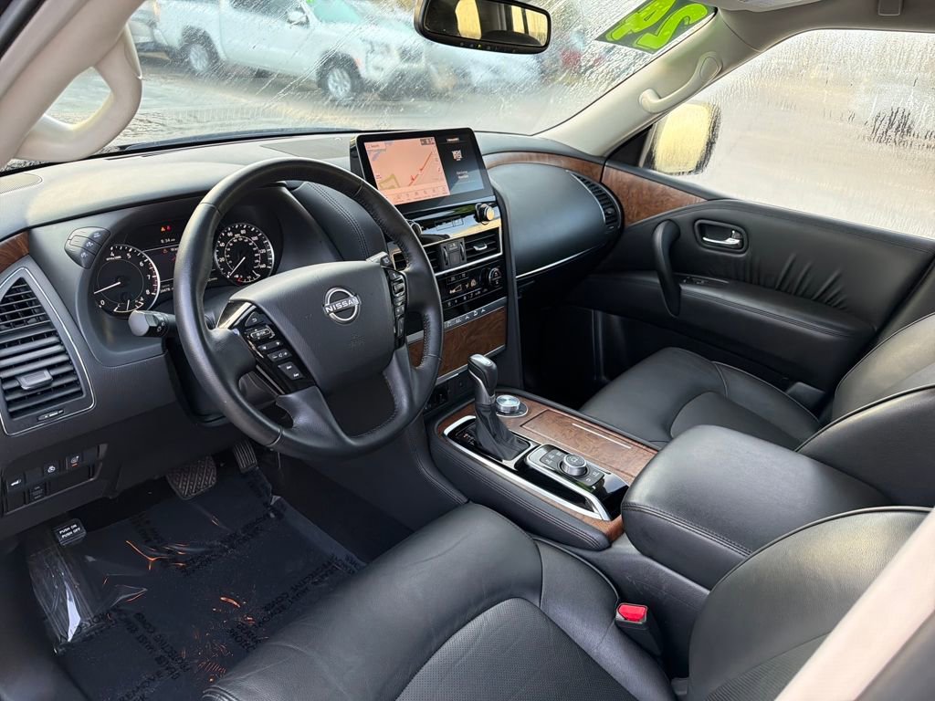 Used 2024 Nissan Armada SL w/ Captain's Chairs Package image 13