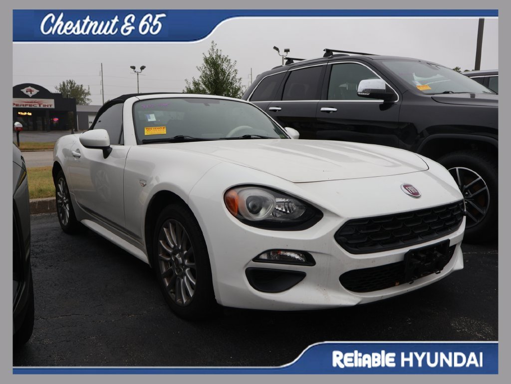 Used 2017 FIAT 124 Spider Classica
