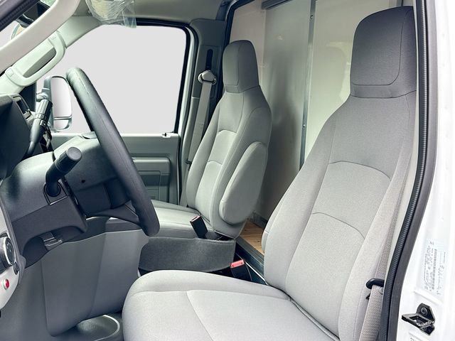 New 2026 Ford E-450 and Econoline 450 Super Duty w/ Power Equipment Group image 13