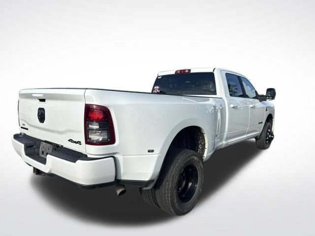 Used 2024 RAM 3500 Big Horn w/ Night Edition AWD/4WD image 5