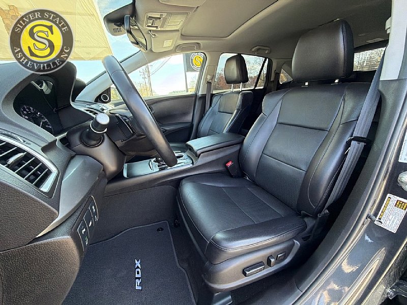 Used 2016 Acura RDX AWD w/ Advance Package image 12