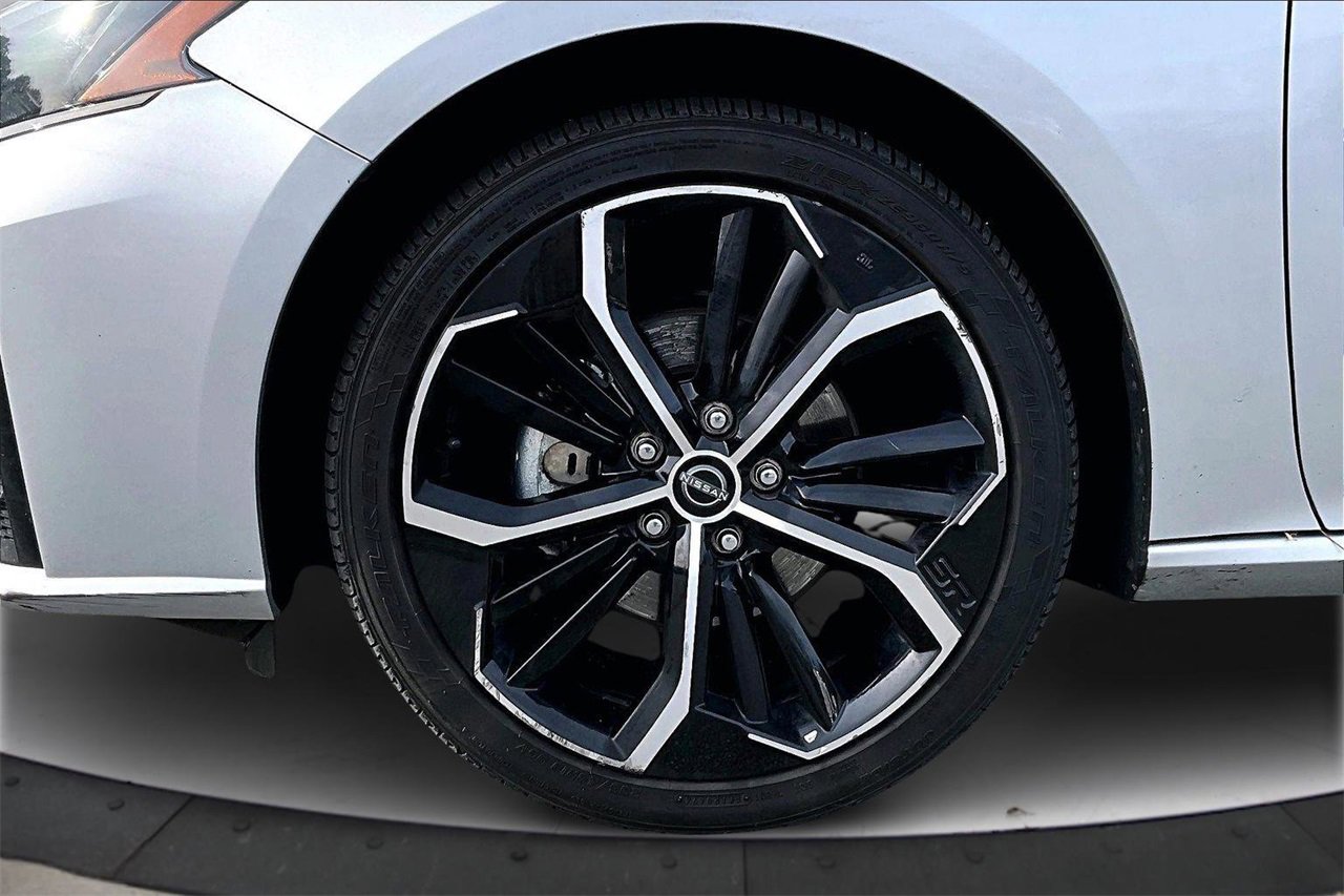 Used 2024 Nissan Altima 2.5 SR image 30