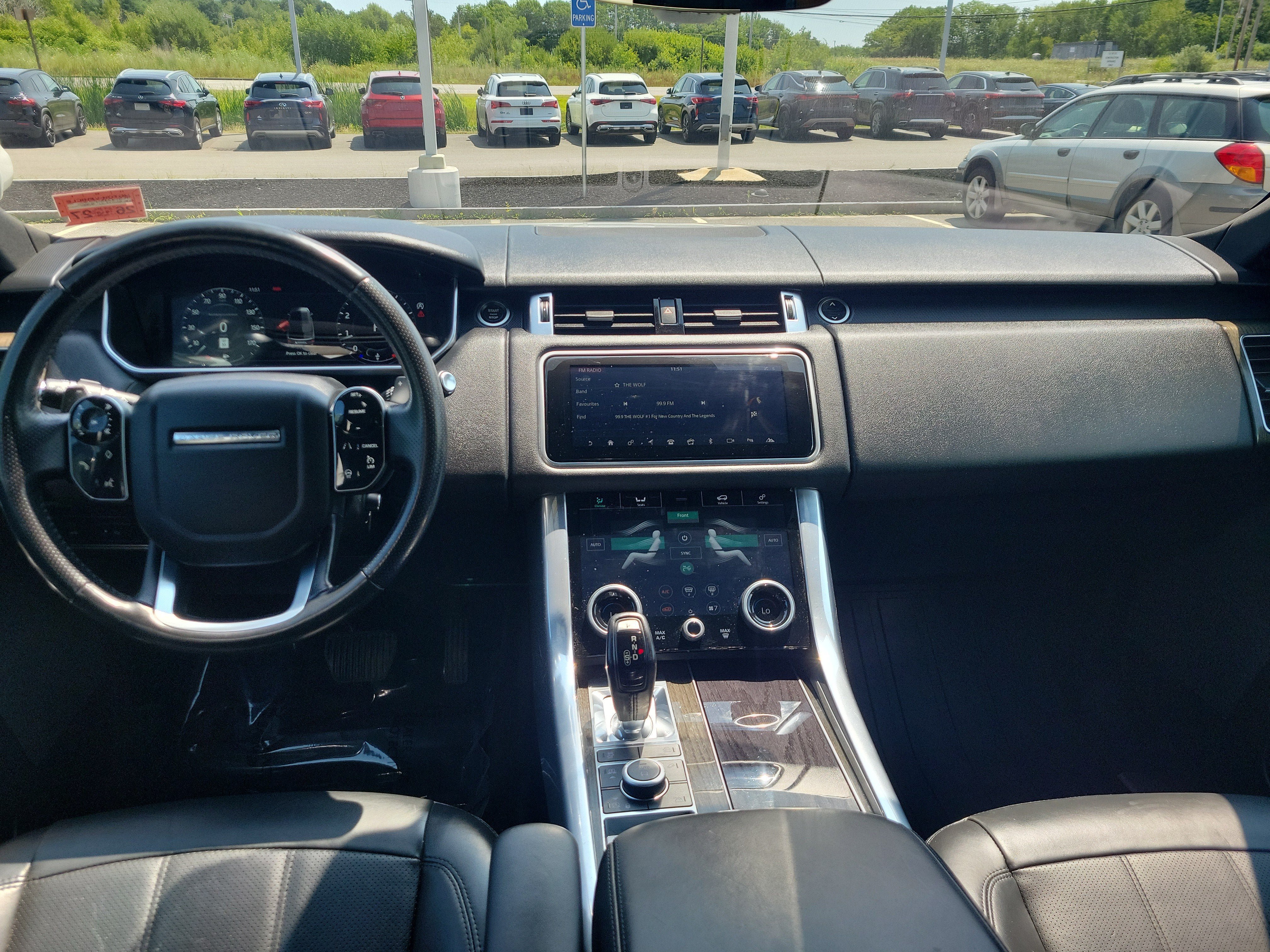 Used 2018 Land Rover Range Rover Sport Supercharged AWD/4WD image 3