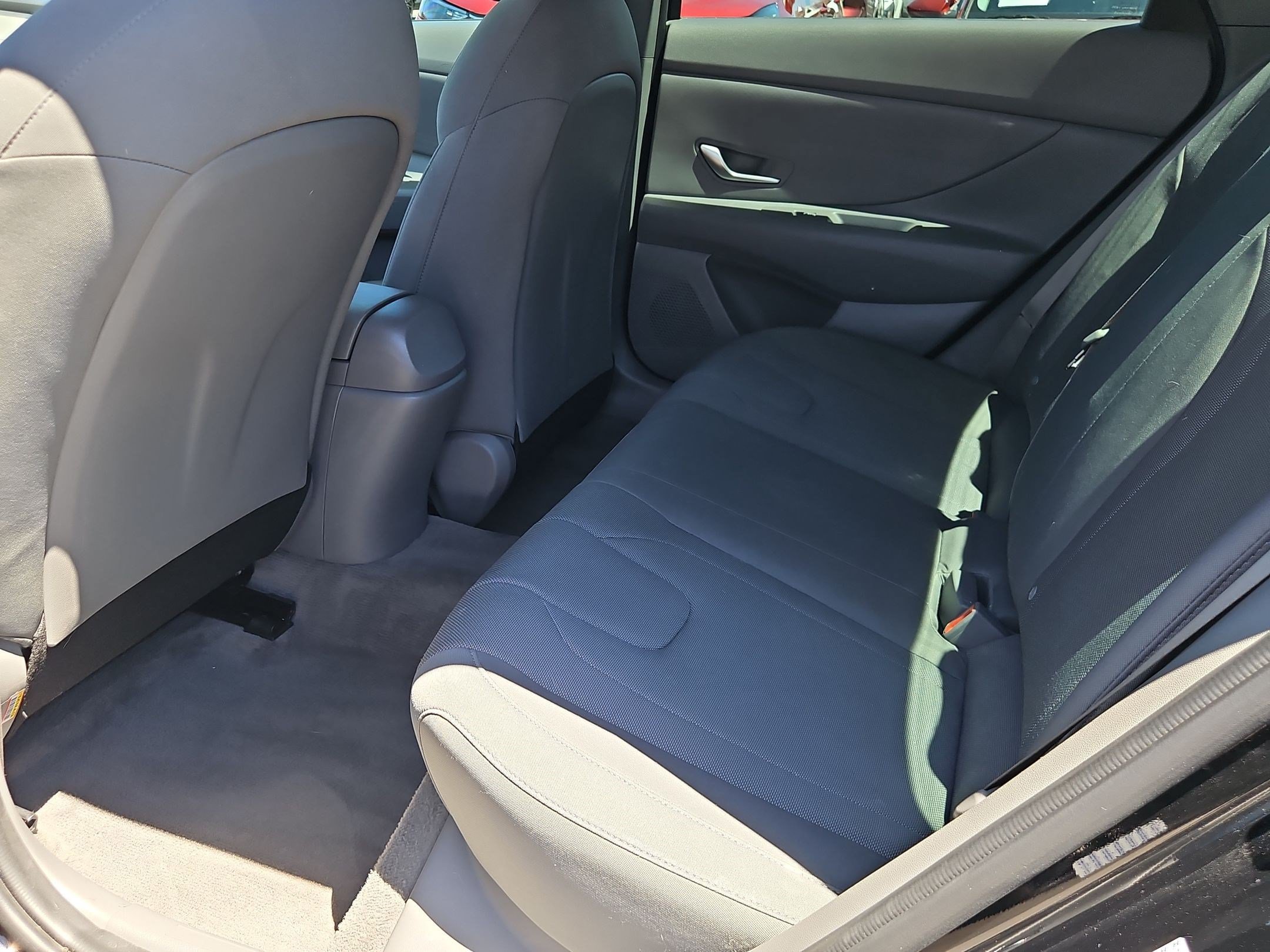 Used 2023 Hyundai Elantra SE FWD image 22
