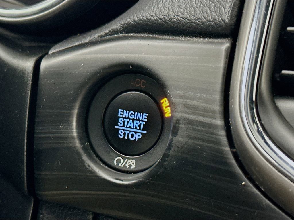 Certified 2021 Jeep Grand Cherokee Laredo w/ Security & Convenience Group image 20