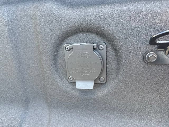 Certified 2025 Nissan Frontier SV w/ SV Convenience Package AWD/4WD image 27