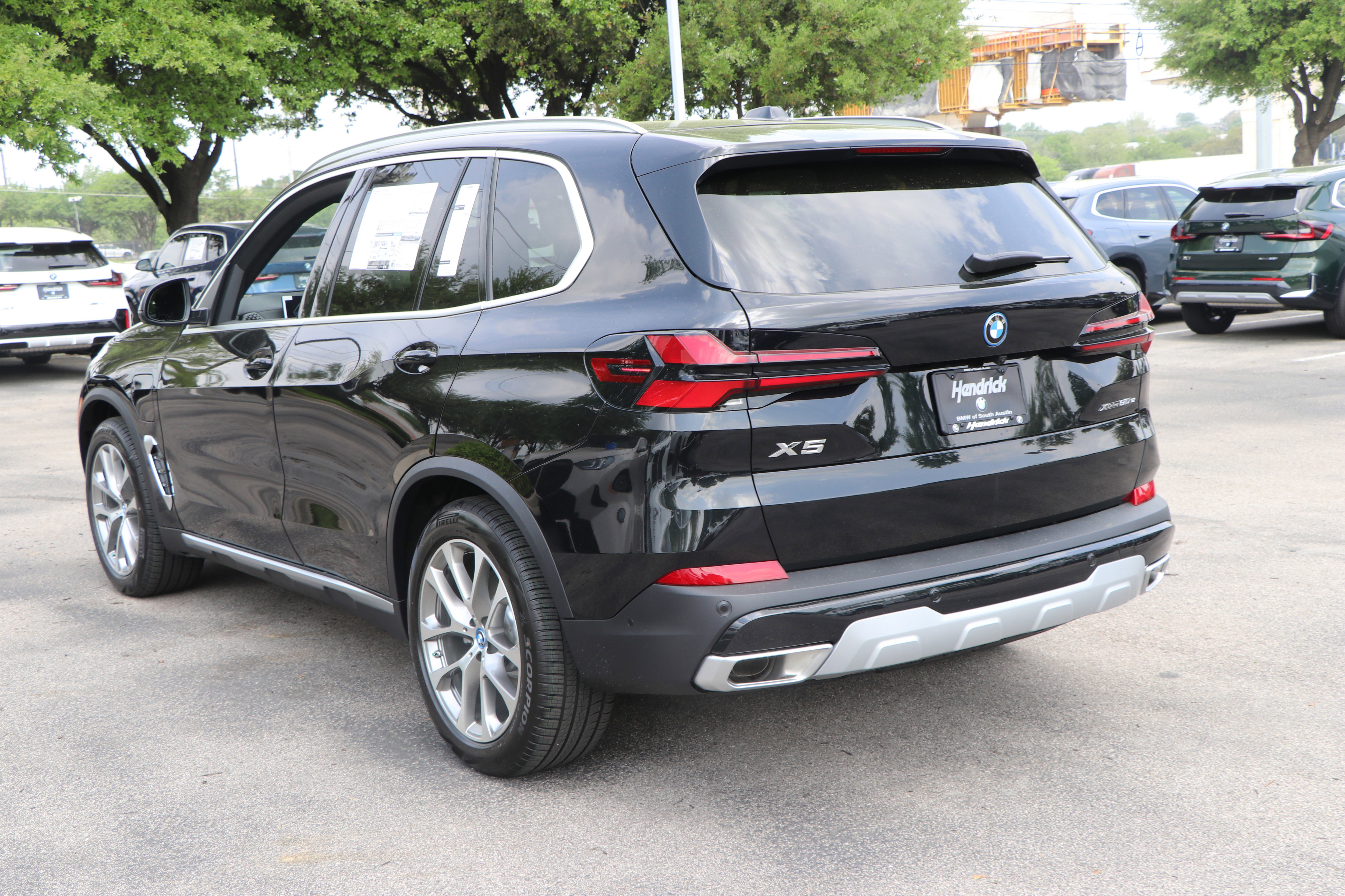 Certified 2025 BMW X5 xDrive50e w/ Parking Assistance Package image 13