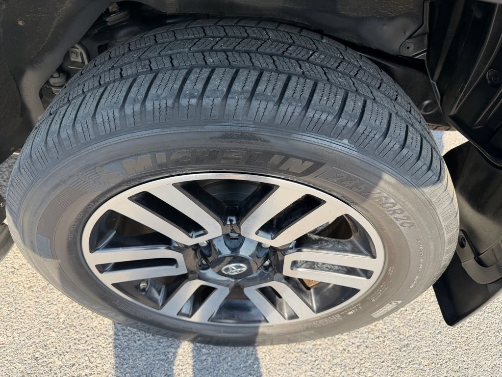 Used 2017 Toyota 4Runner Limited AWD/4WD image 11