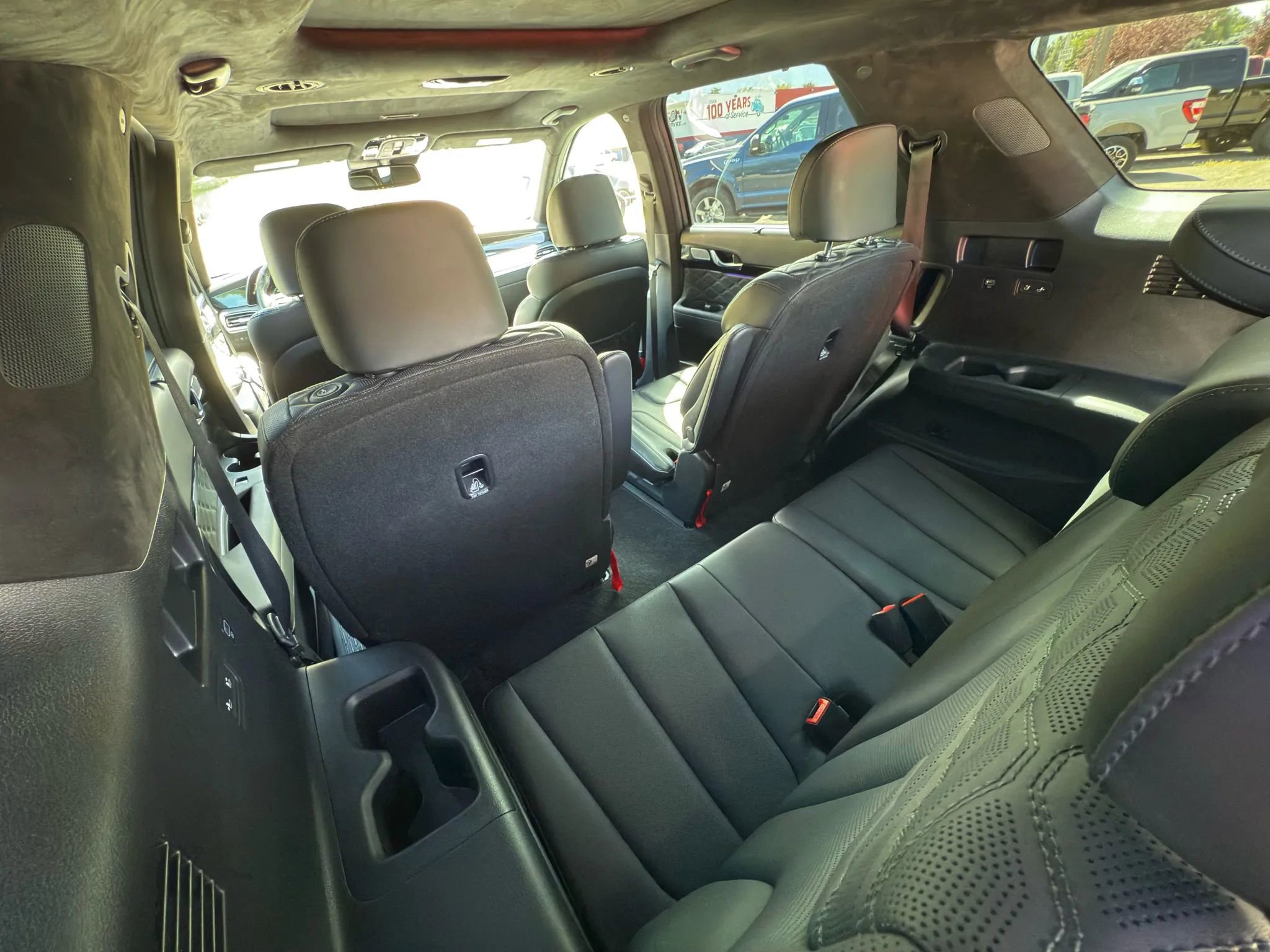 Used 2022 Hyundai Palisade Calligraphy image 14