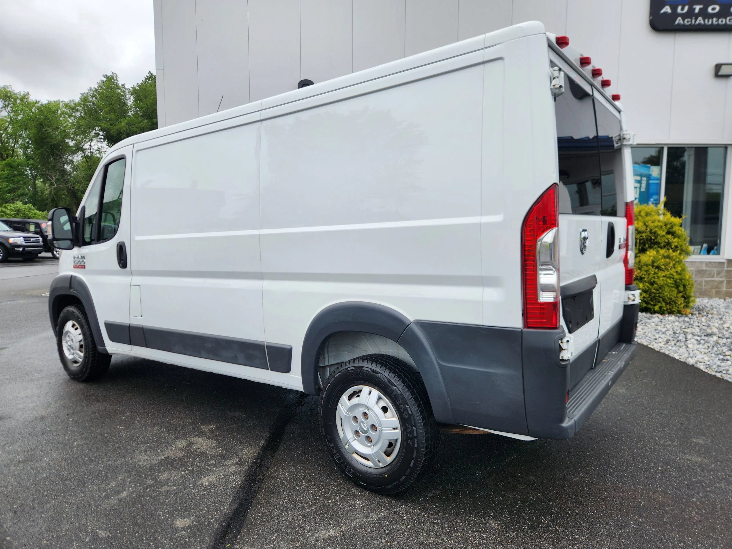 Used 2016 RAM ProMaster 1500 w/ Premium Appearance Group FWD image 11