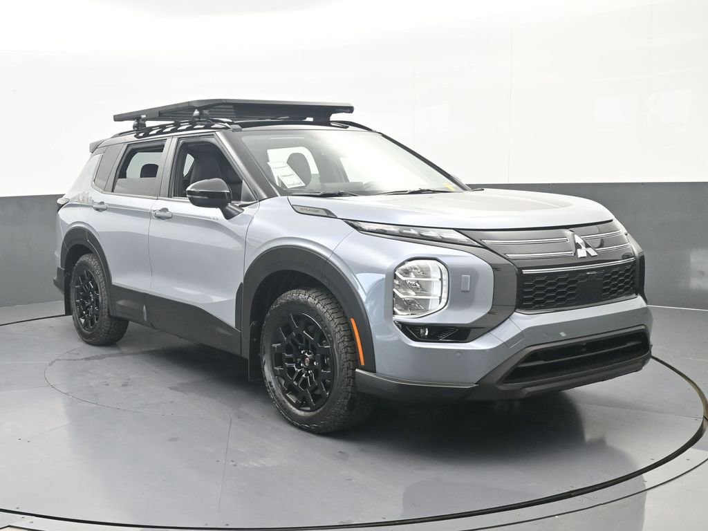 New 2025 Mitsubishi Outlander AWD image 9