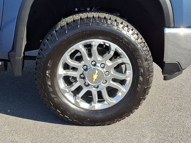 Certified 2025 Chevrolet Silverado 2500 LTZ w/ LTZ Convenience Package image 8