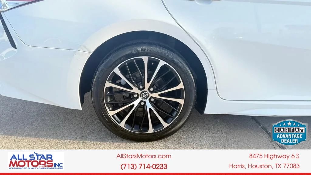 Used 2020 Toyota Camry SE w/ Carpet Mat Package FWD image 8