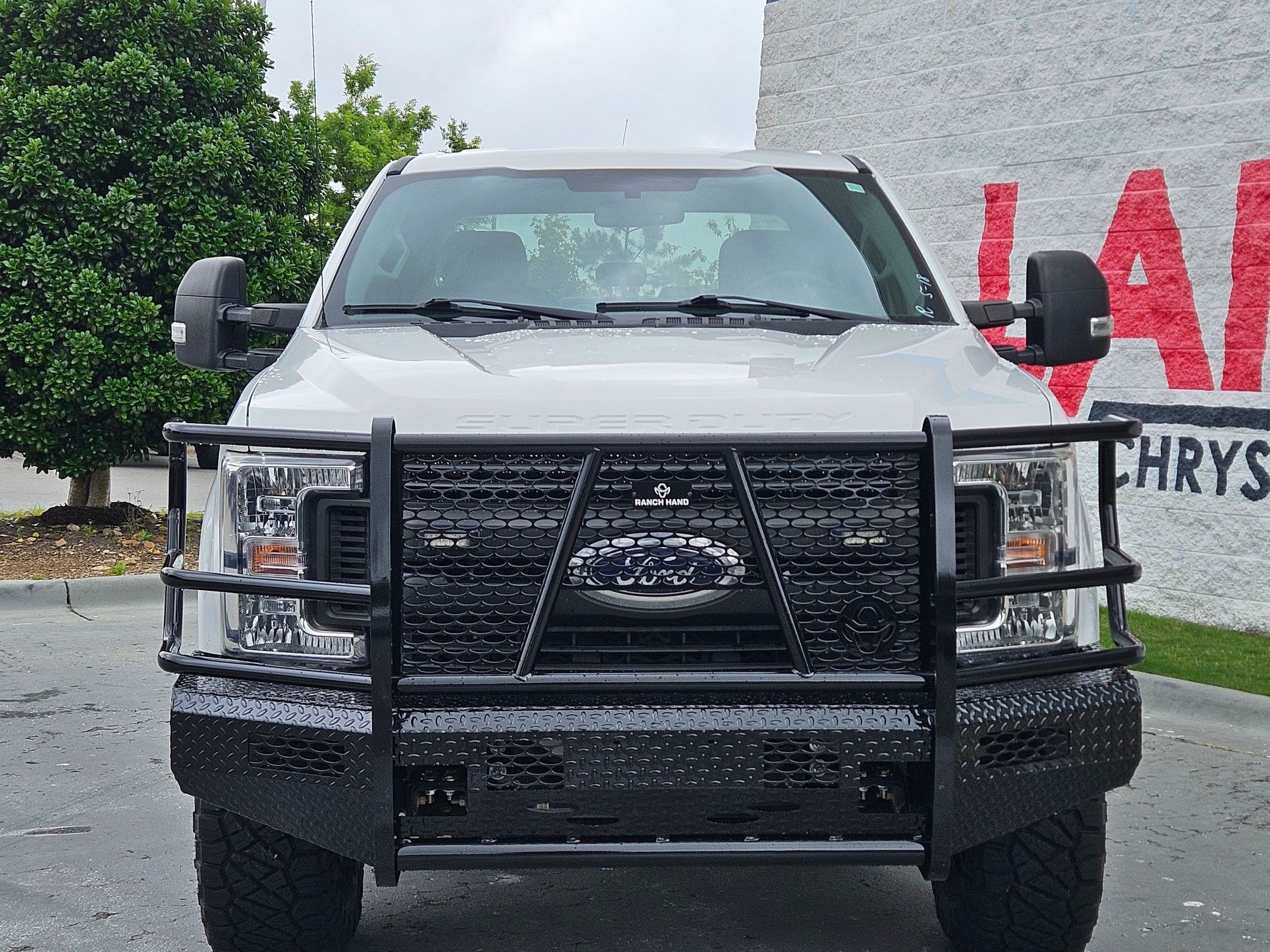 Used 2019 Ford F250 XL w/ Power Equipment Group AWD/4WD image 2