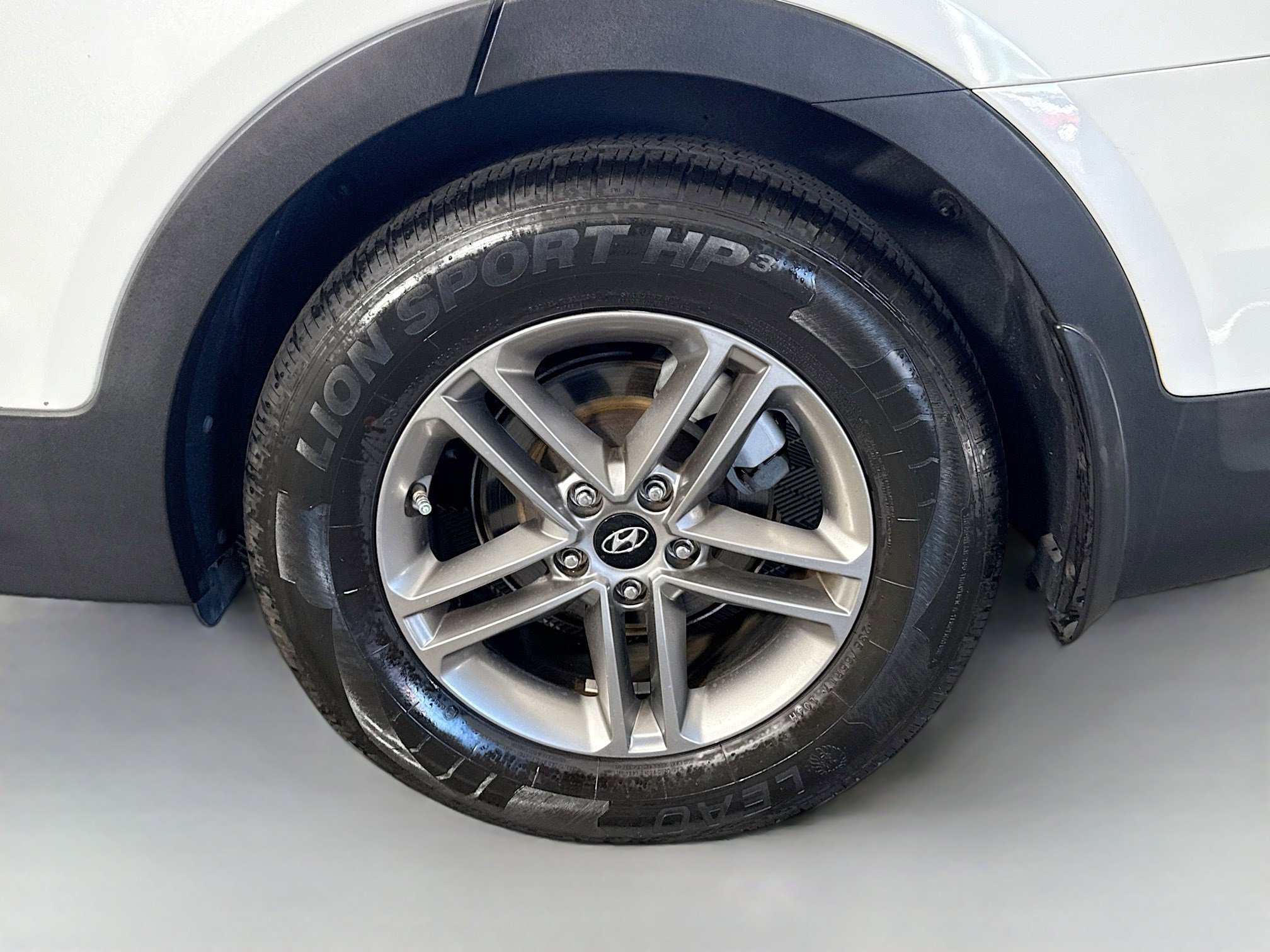 Used 2017 Hyundai Santa Fe Sport image 36