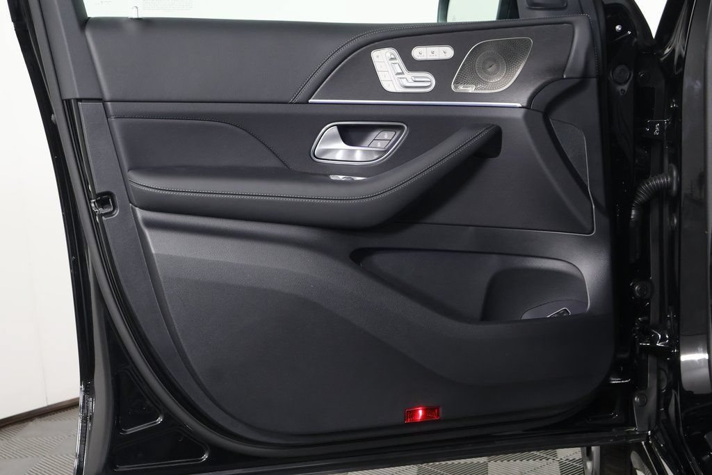 New 2026 Mercedes-Benz GLE 53 AMG 4MATIC image 7
