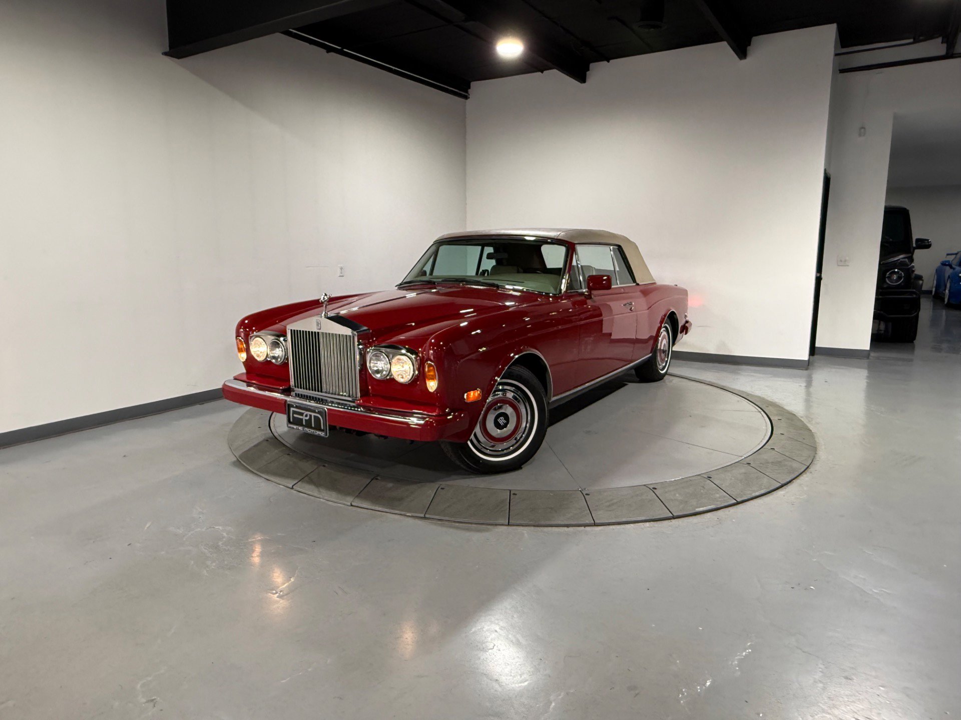 Used 1988 Rolls-Royce Corniche II image 3