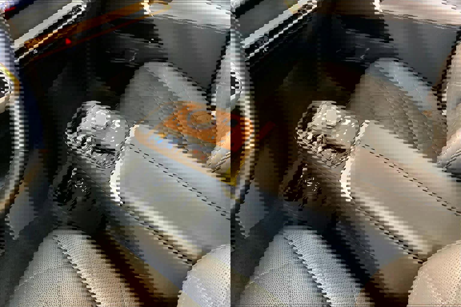 Used 2023 BMW iX M60 image 17