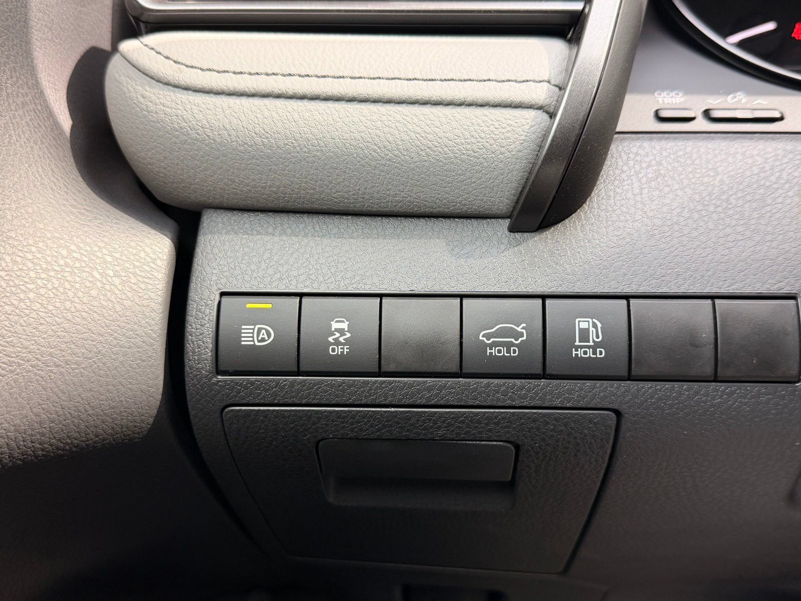 Used 2024 Toyota Camry SE FWD image 19