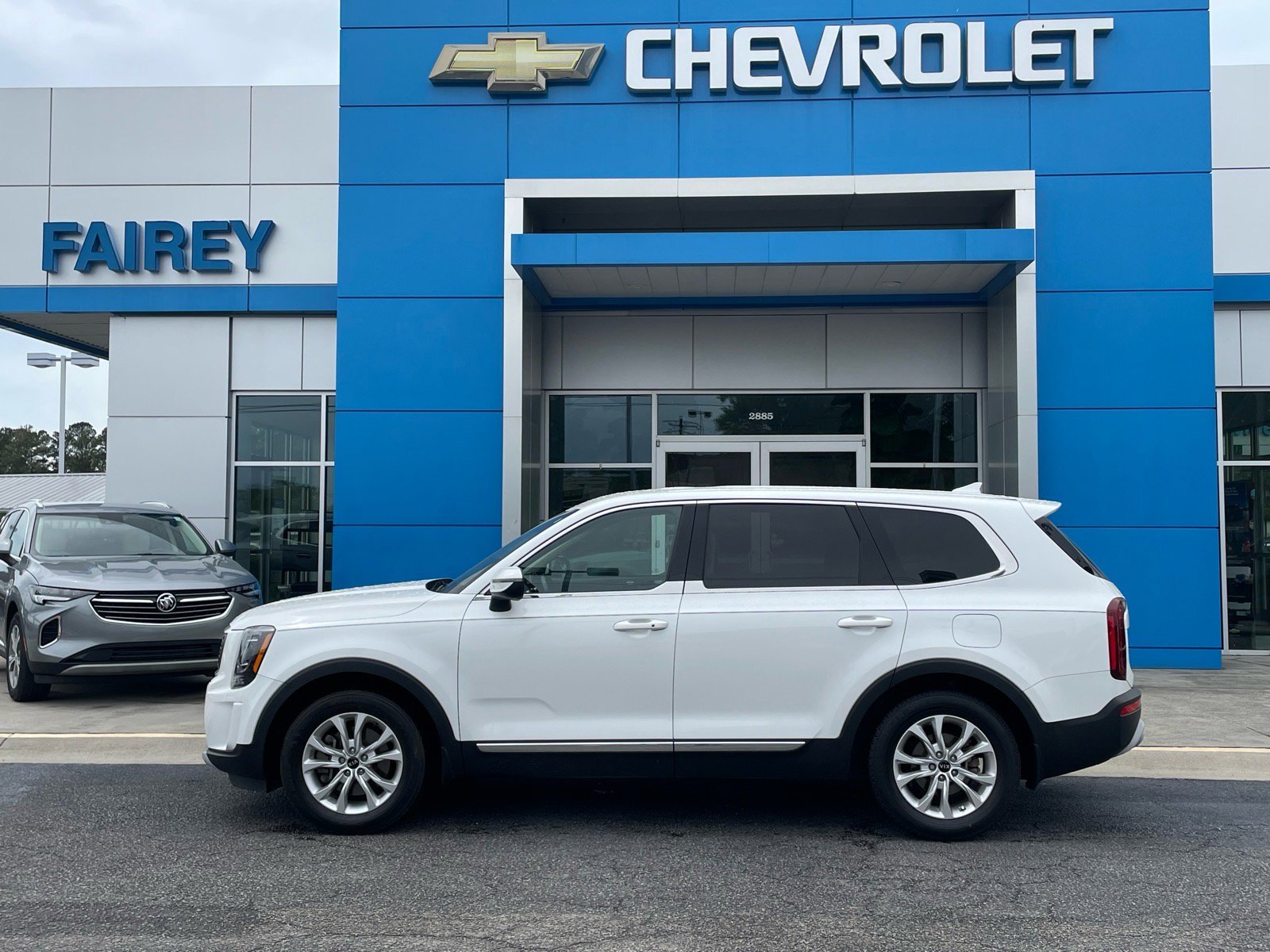 Used 2020 Kia Telluride LX FWD image 2