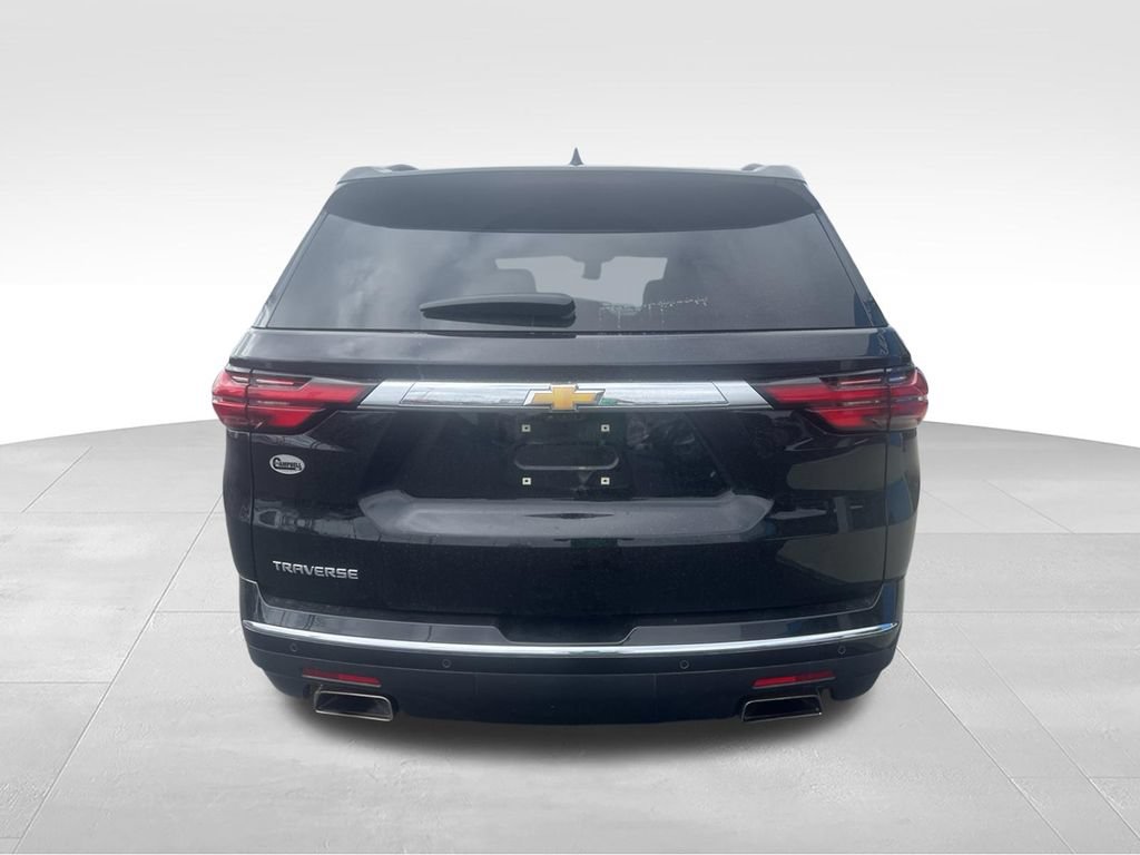 Used 2023 Chevrolet Traverse High Country FWD image 8