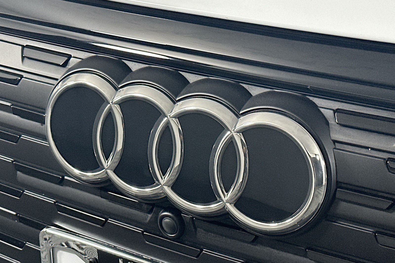 Used 2023 Audi Q4 e-tron Premium Plus w/ Premium Plus AWD/4WD image 14