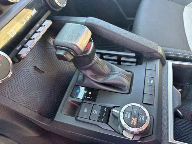 Used 2025 Toyota Tacoma TRD Off-Road AWD/4WD image 16