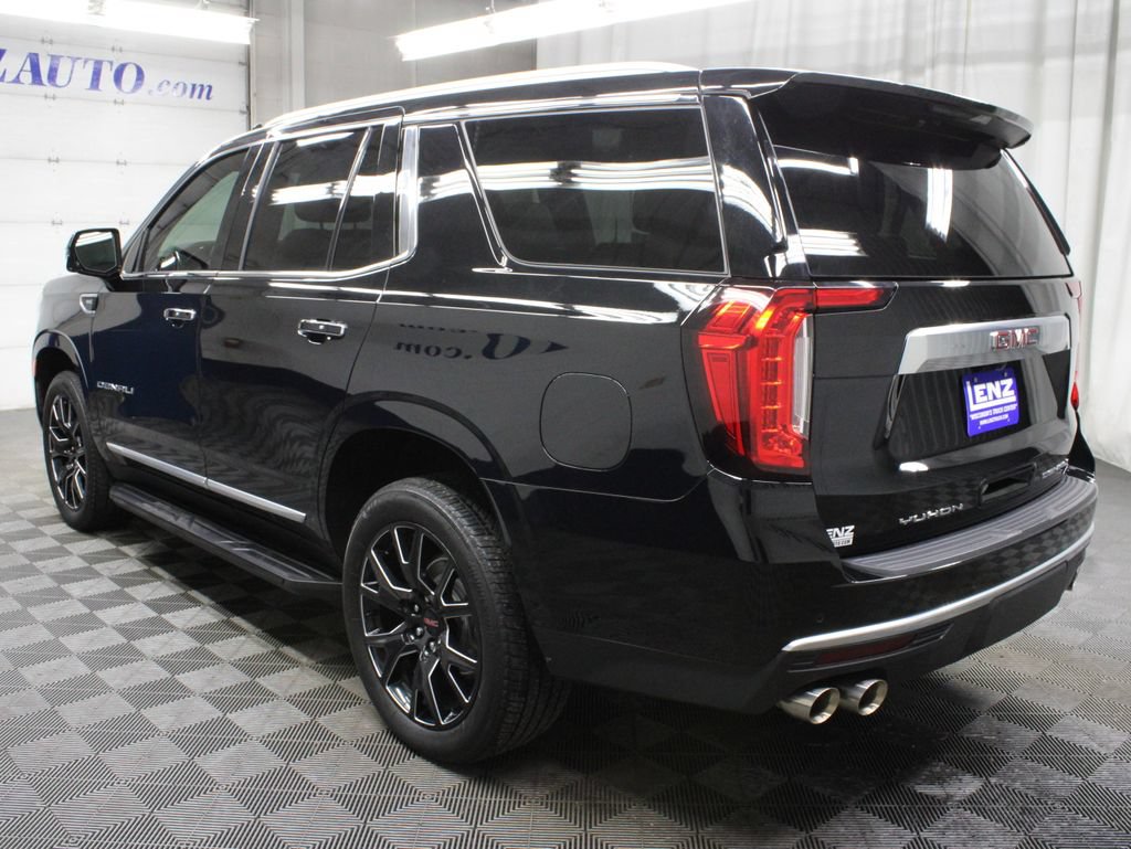 Used 2023 GMC Yukon Denali w/ LPO, Floor Liner Package AWD/4WD image 6