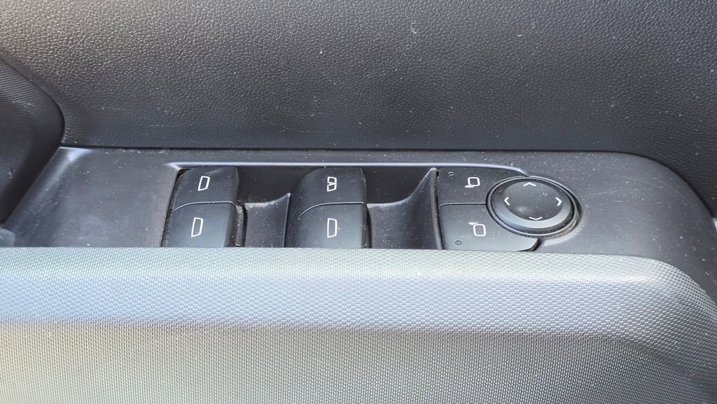 Used 2023 GMC Canyon Elevation w/ Elevation Premium Package image 57