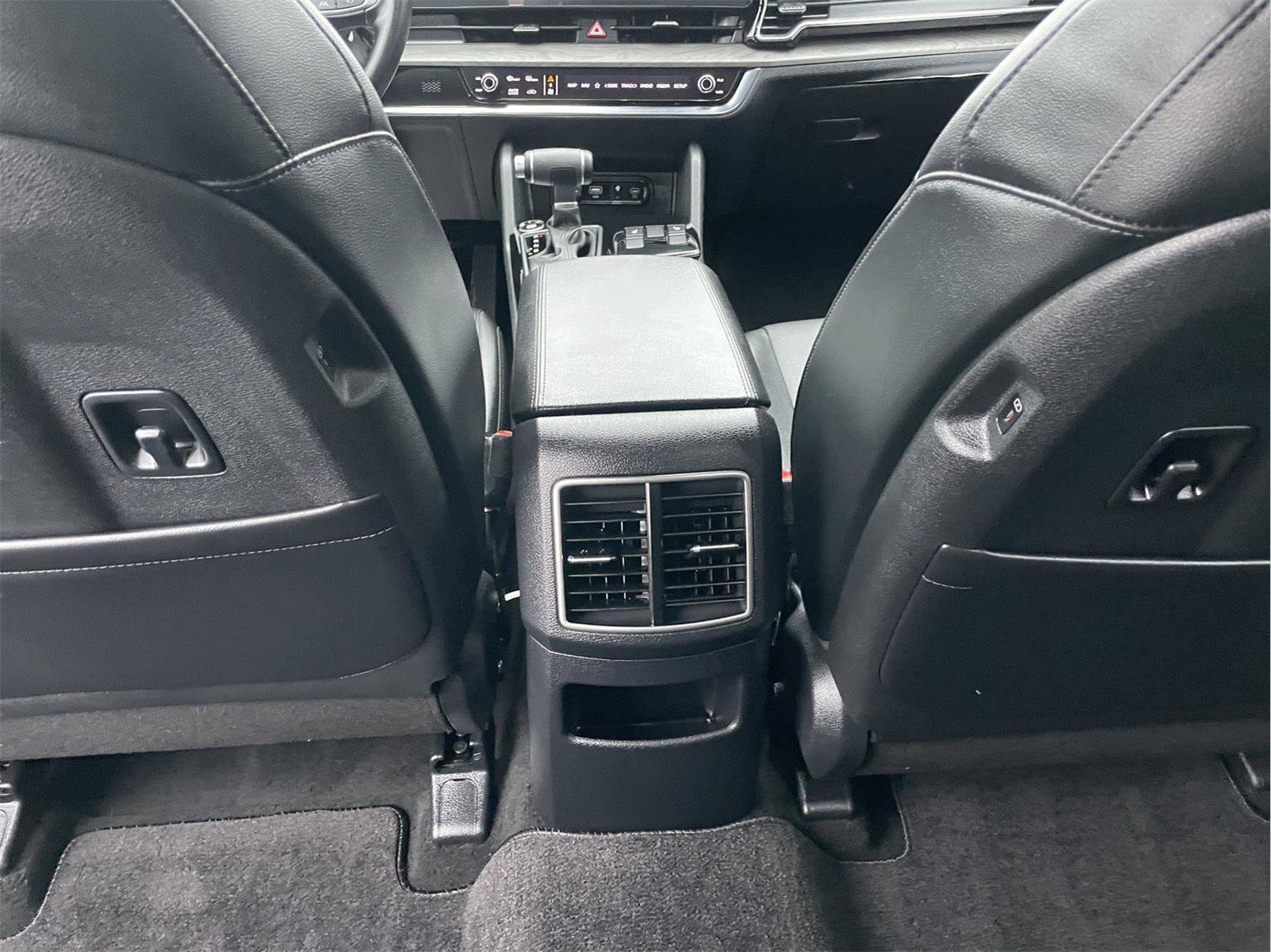 Used 2025 Kia Sportage X-Line w/ Premium Package AWD/4WD image 17