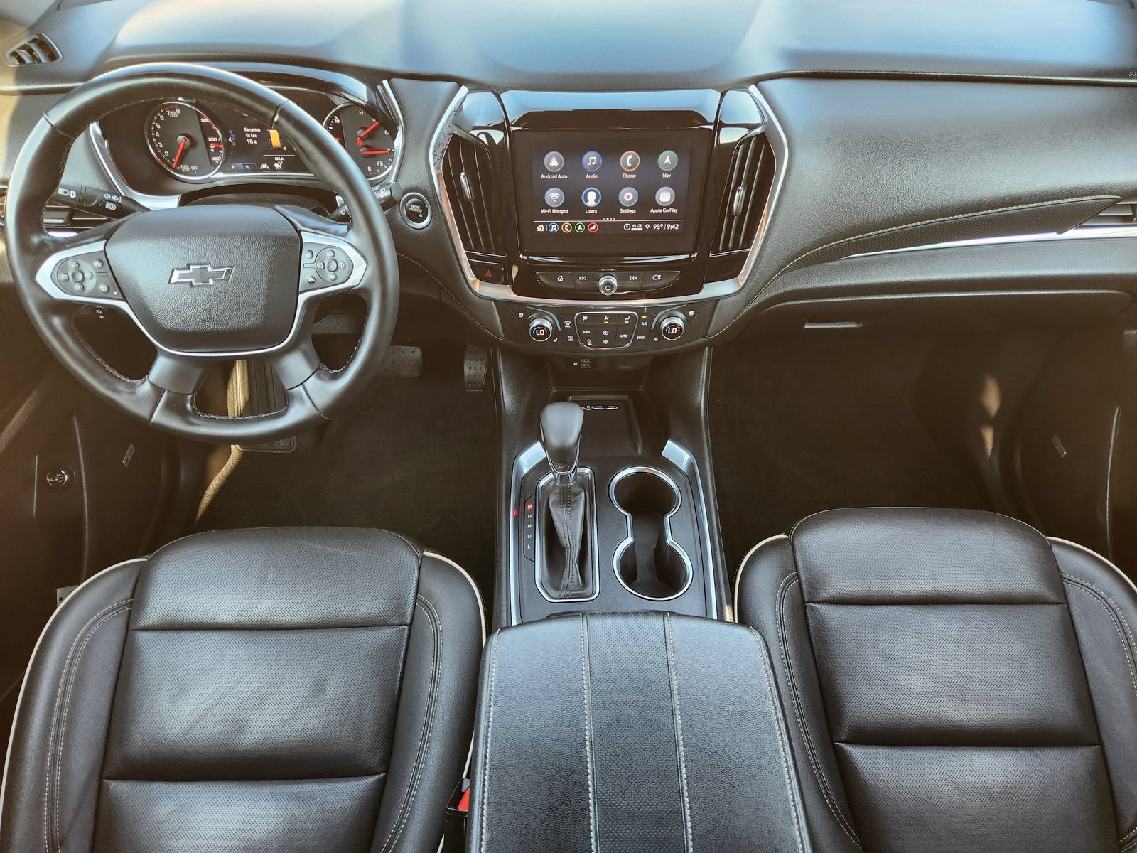 Used 2023 Chevrolet Traverse Premier w/ Redline Edition FWD image 29