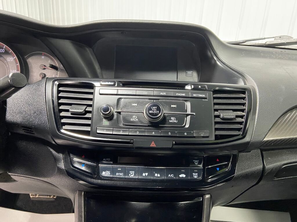 Used 2017 Honda Accord Sport image 11