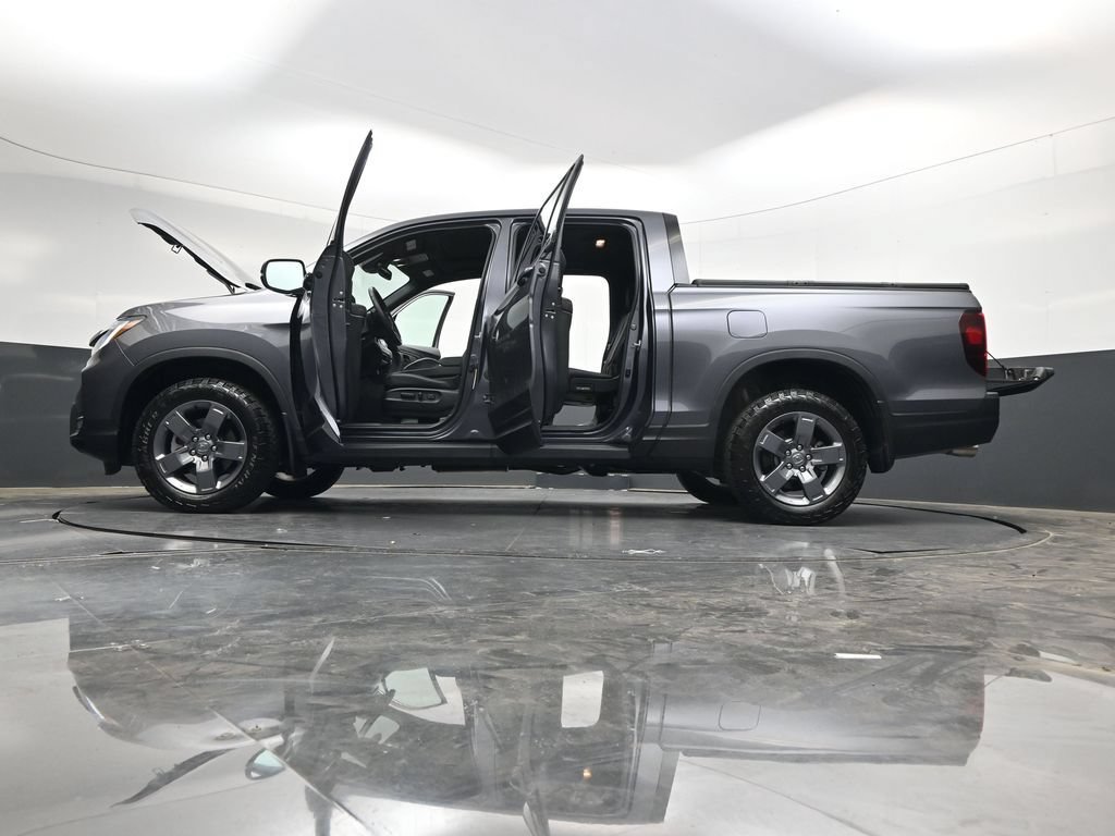 Certified 2025 Honda Ridgeline TrailSport image 55