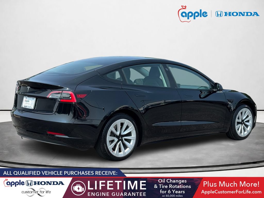Used 2023 Tesla Model 3 Standard Range RWD image 3