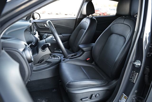 Used 2023 Hyundai Kona Limited image 20