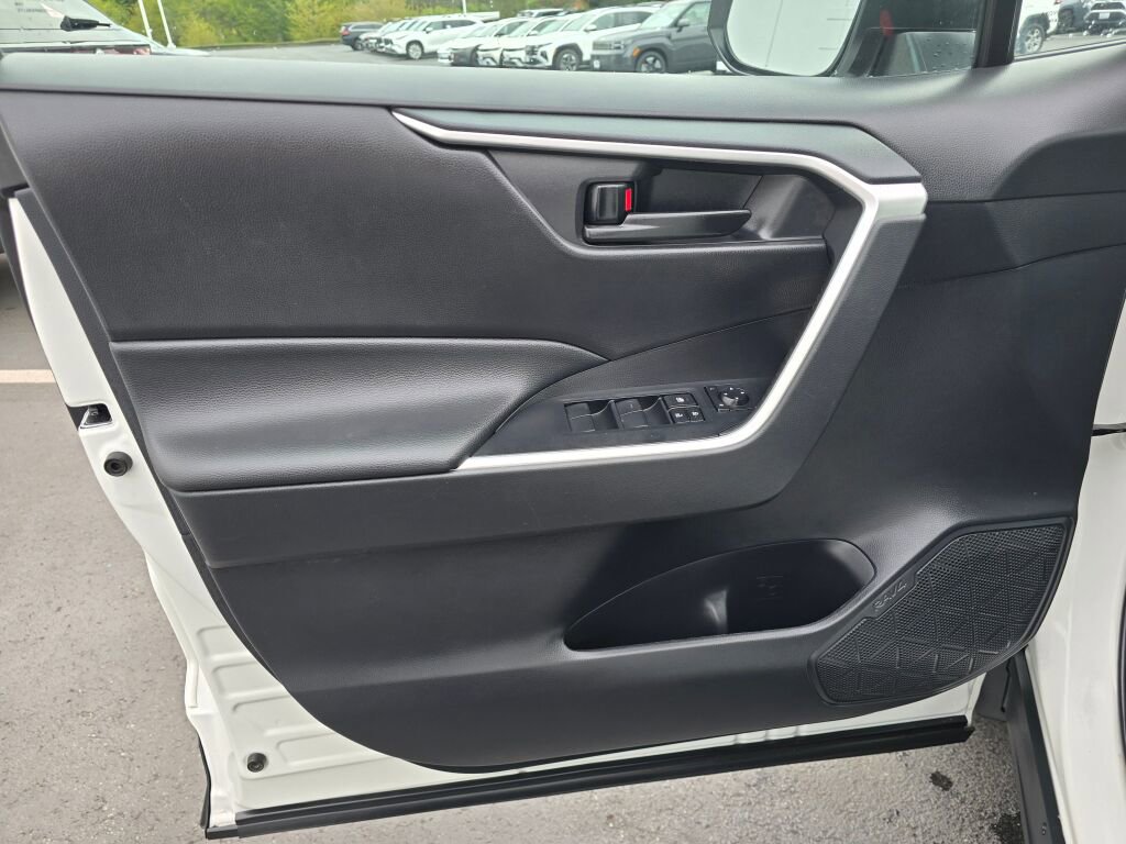 Certified 2024 Toyota RAV4 LE image 20