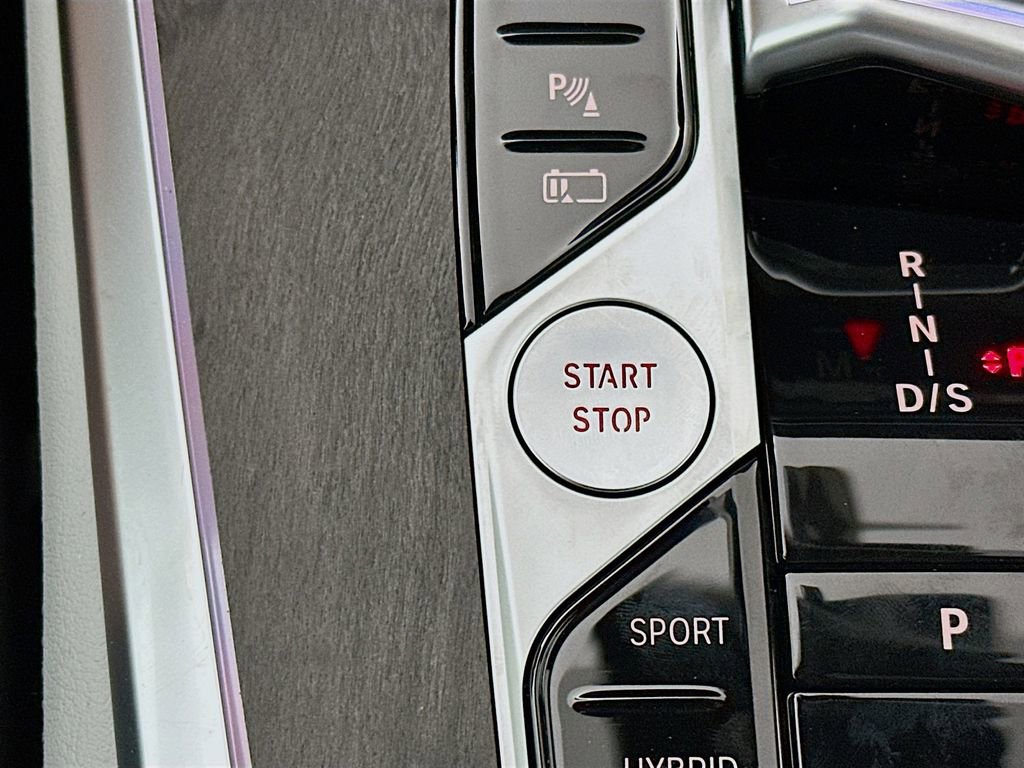 New 2026 BMW X5 xDrive50e w/ Premium Package image 19