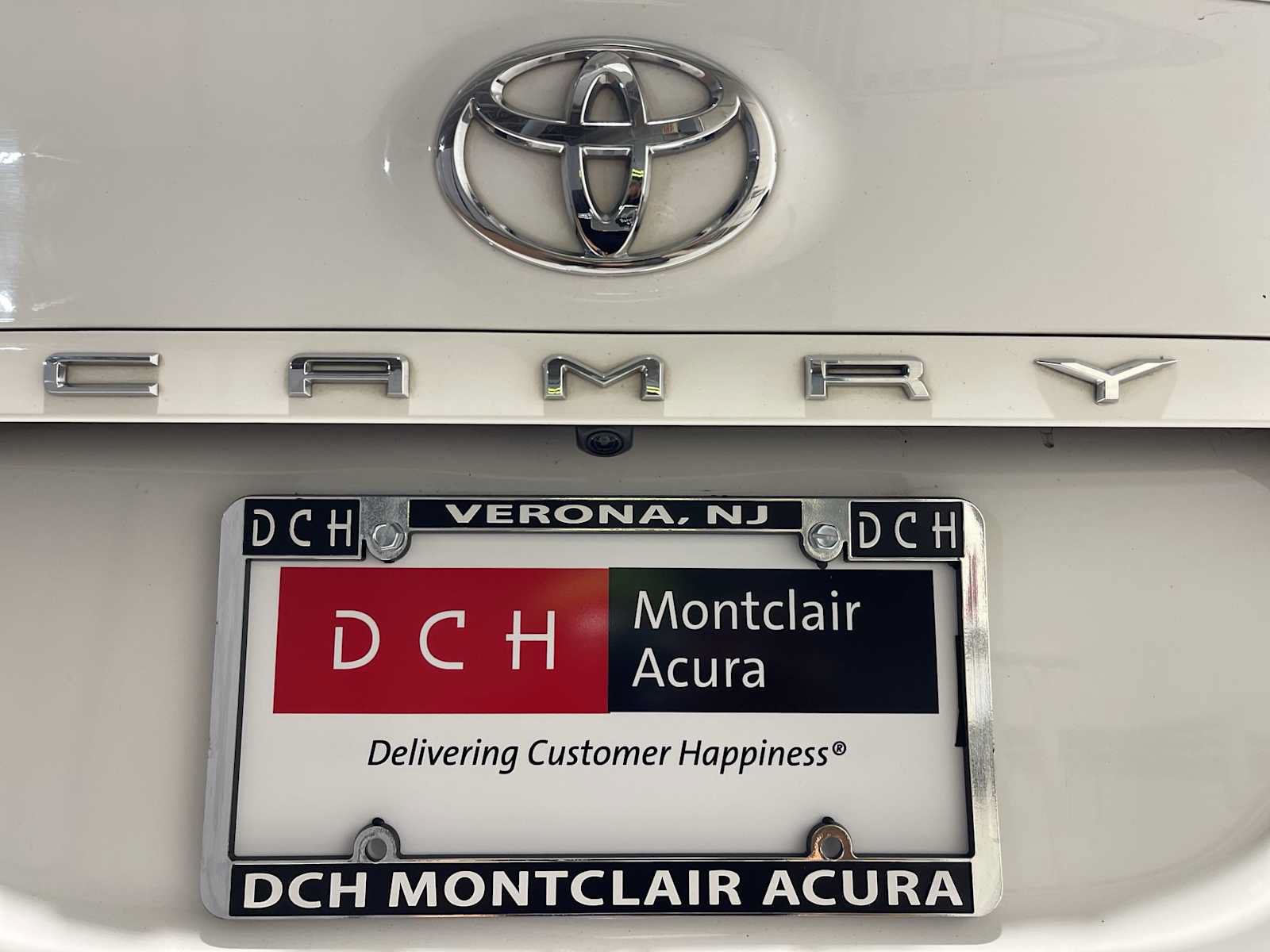 Used 2020 Toyota Camry SE FWD image 7