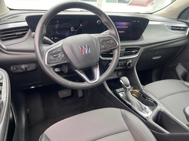 Certified 2025 Buick Encore GX Preferred AWD/4WD image 13