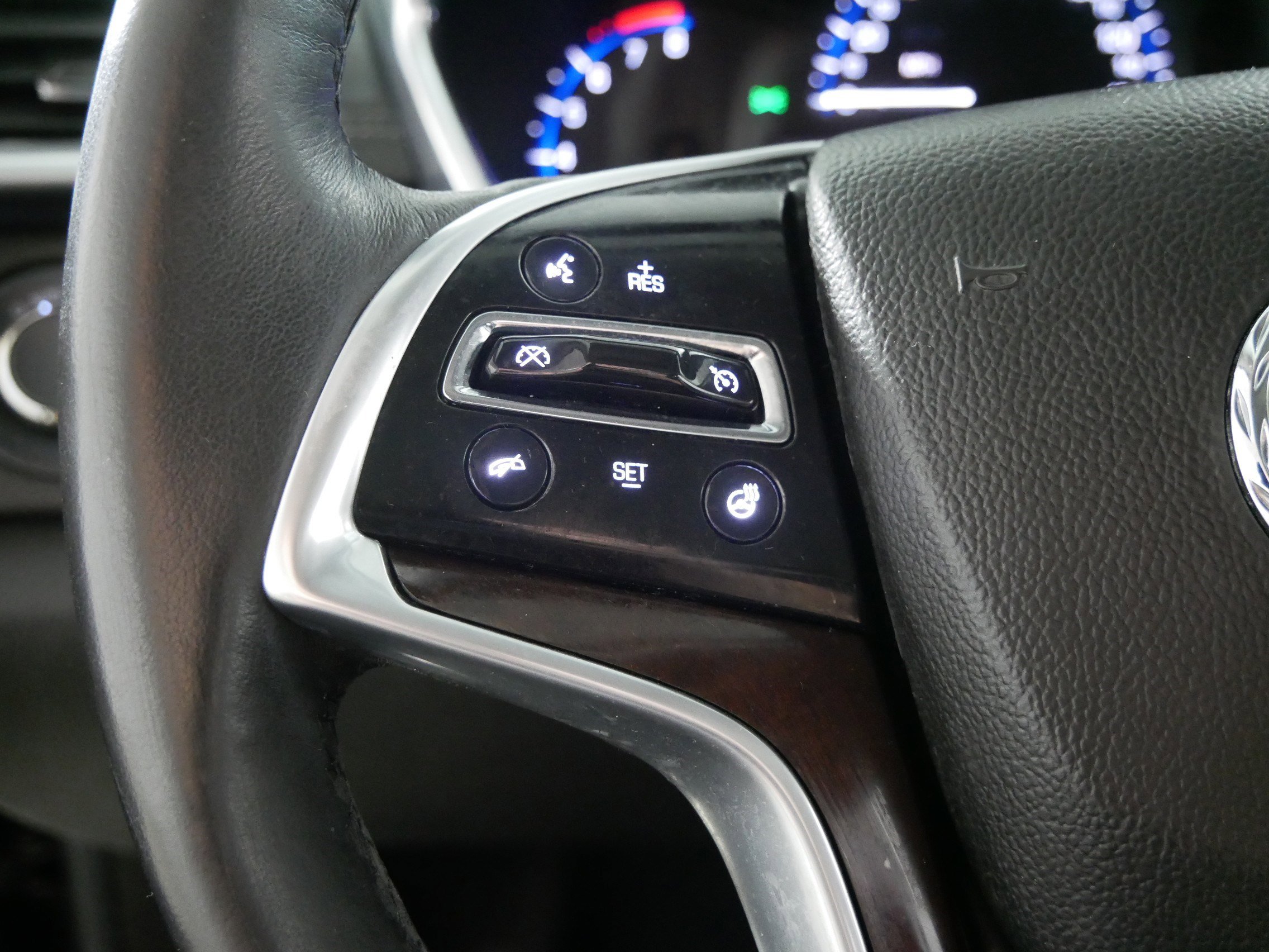 Used 2013 Cadillac SRX Luxury image 27