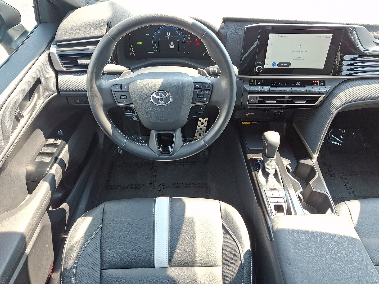Used 2025 Toyota Camry SE w/ Convenience Package FWD image 11